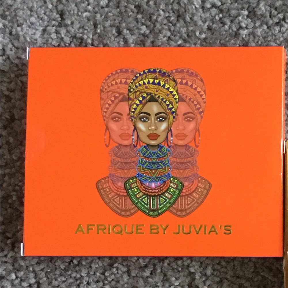 Juvia's place eye shadow palette
